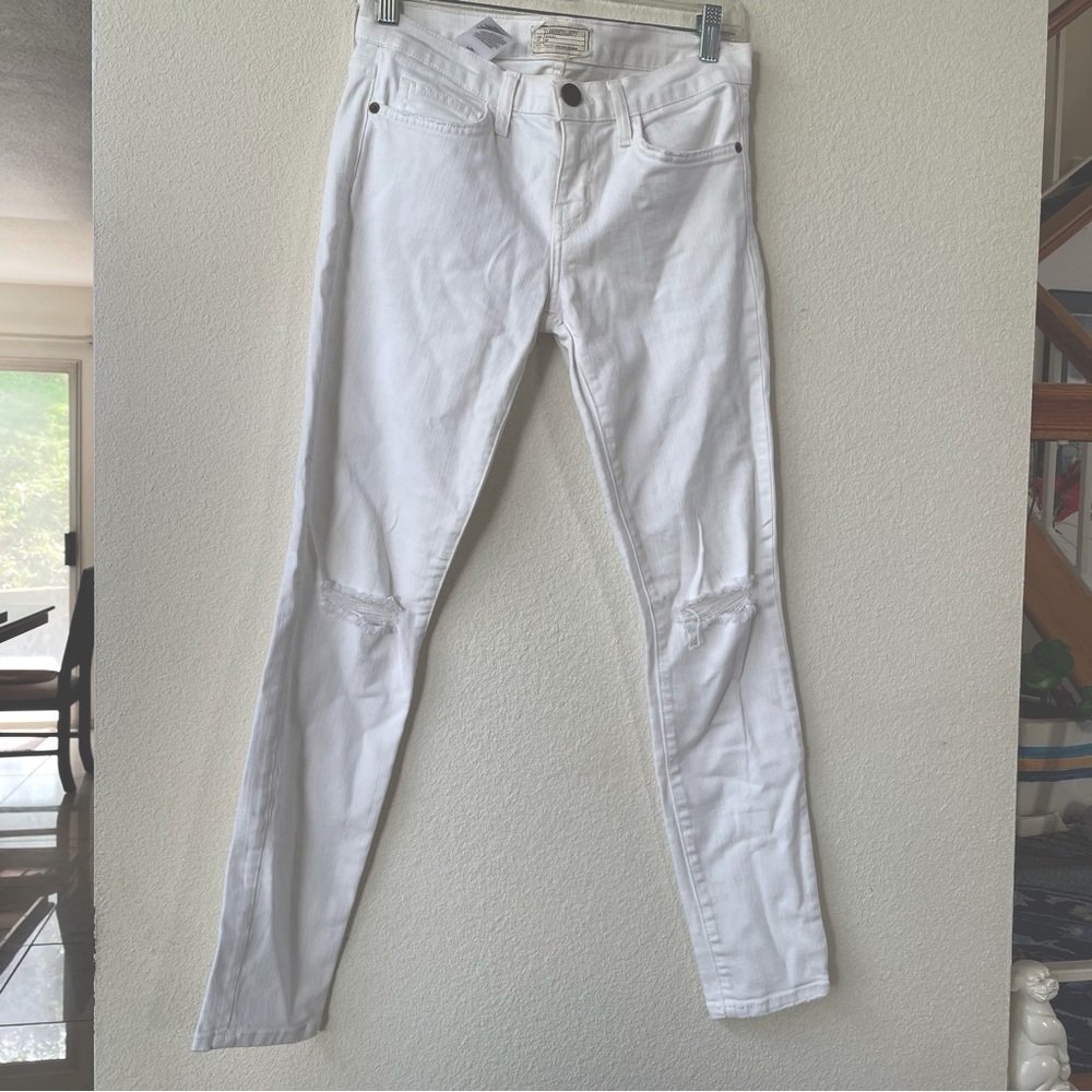 Current/Elliott white stiletto ripped knee mid rise white jeans